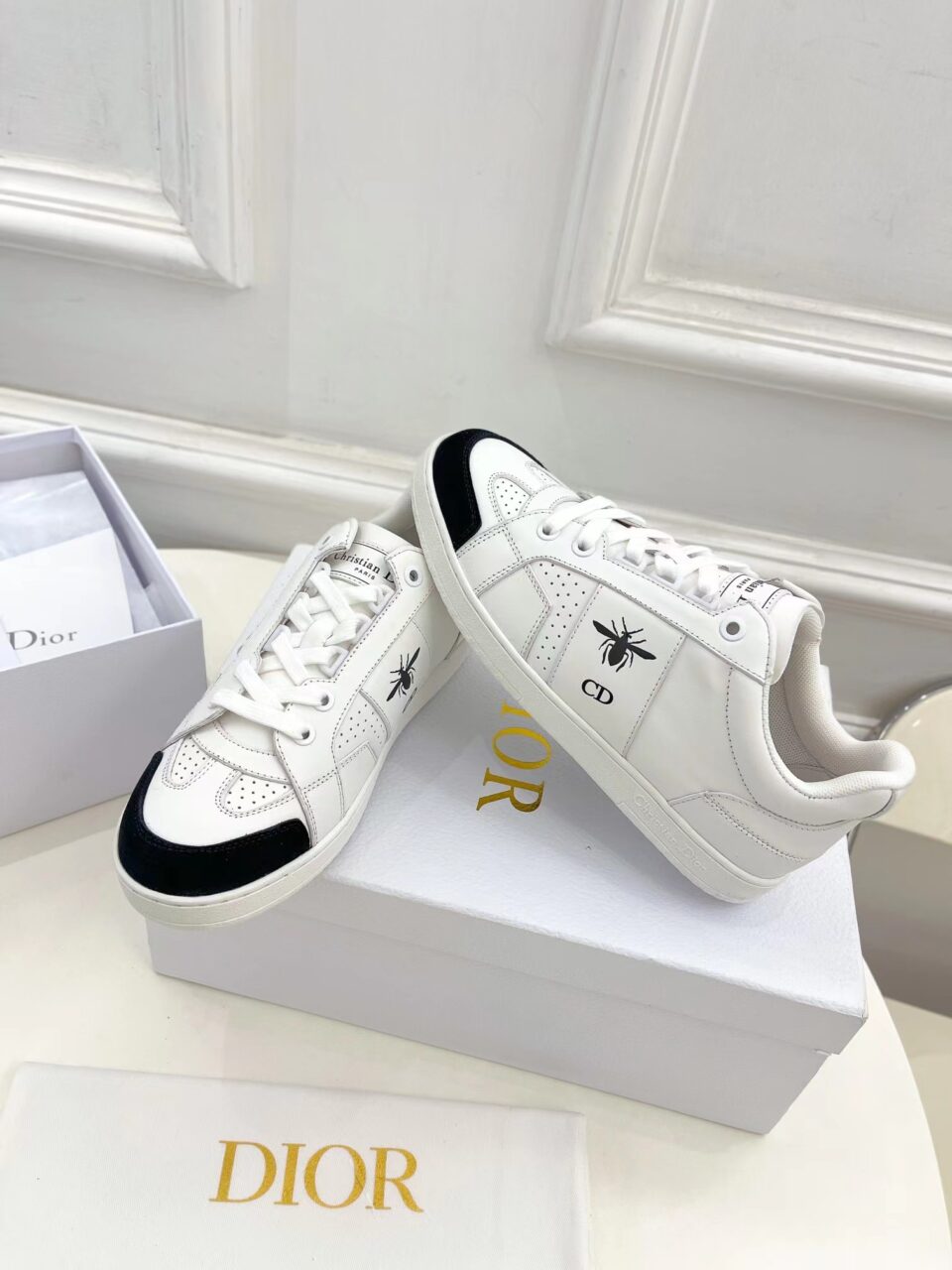 DIOR STAR SNEAKER