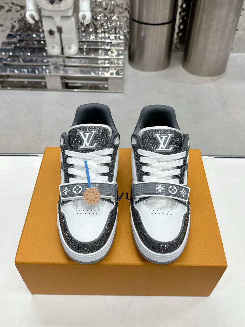 LV Women White Black Leather Sneakers