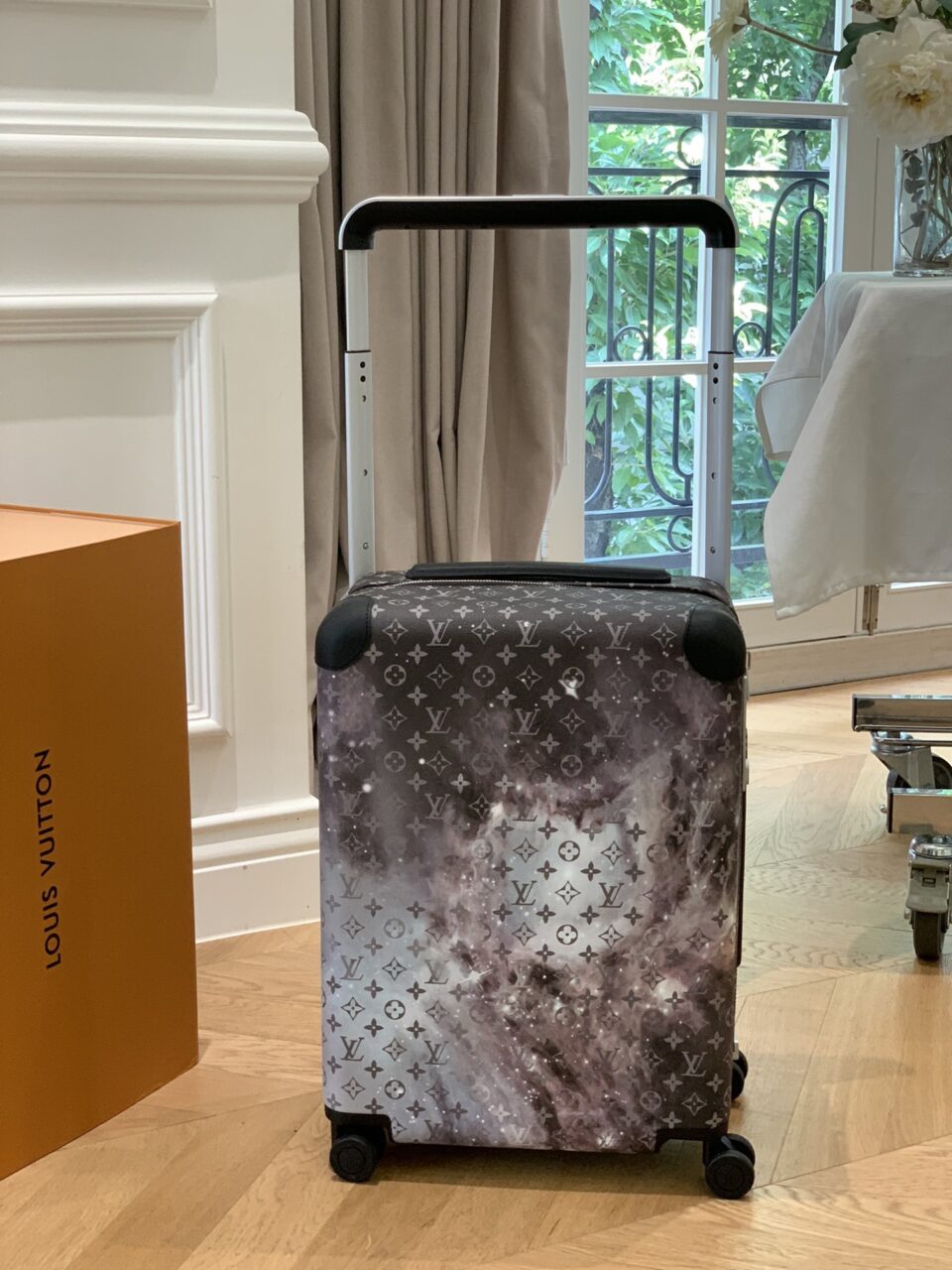 Louis Vuitton Horizon 55 Monogram Galaxy print