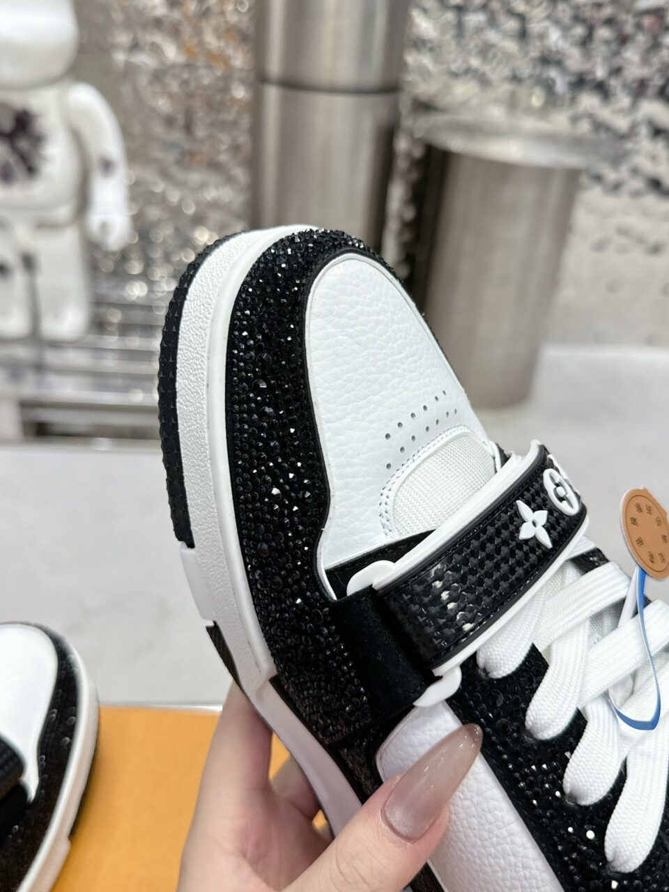 LV Women Black White Leather Sneakers