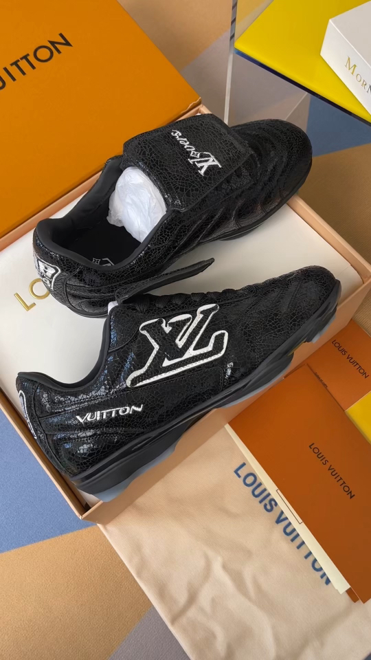 Louis Vuitton LV Footprint Soccer sneaker