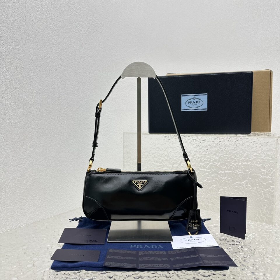 Re-Nylon Hobo bag