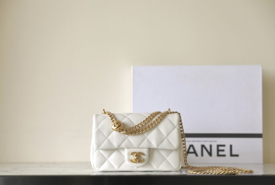 Chanel 24P