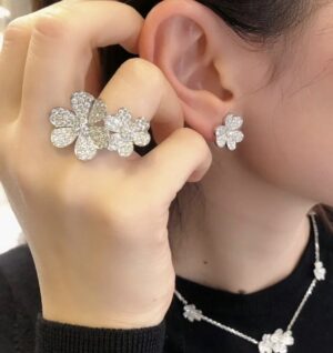 Van Cleef & Arpels Ring