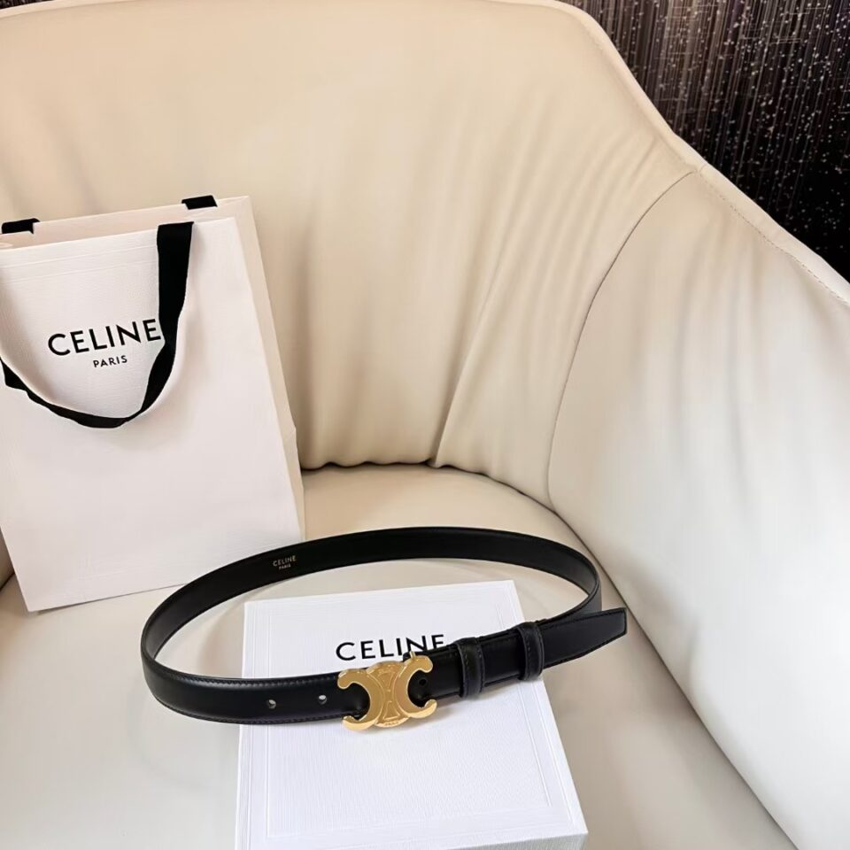 Celine MEDIUM TRIOMPHE BELT IN TAURILLON LEATHER