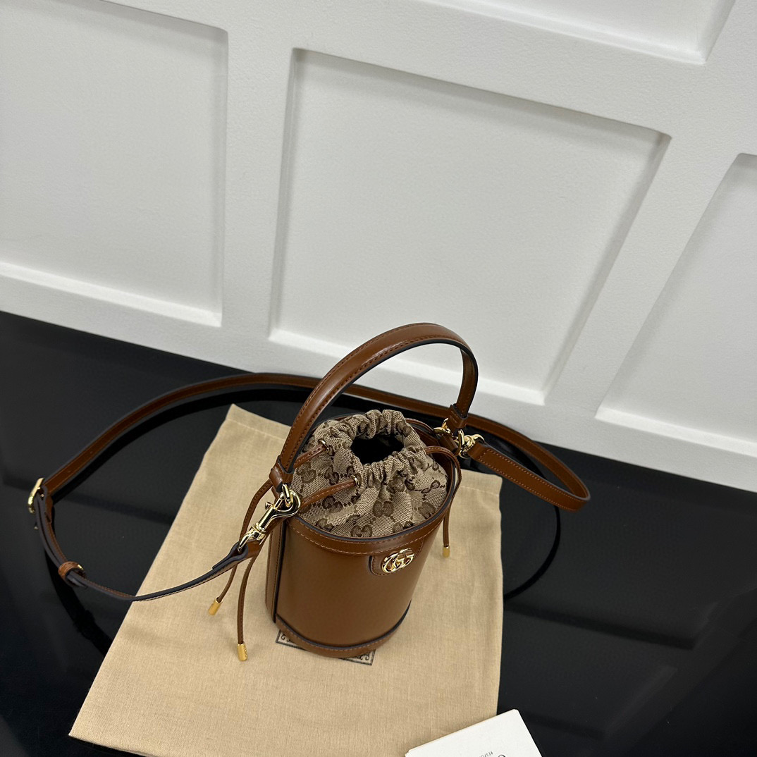 Gucci Ophidia mini bucket bag in brown leather