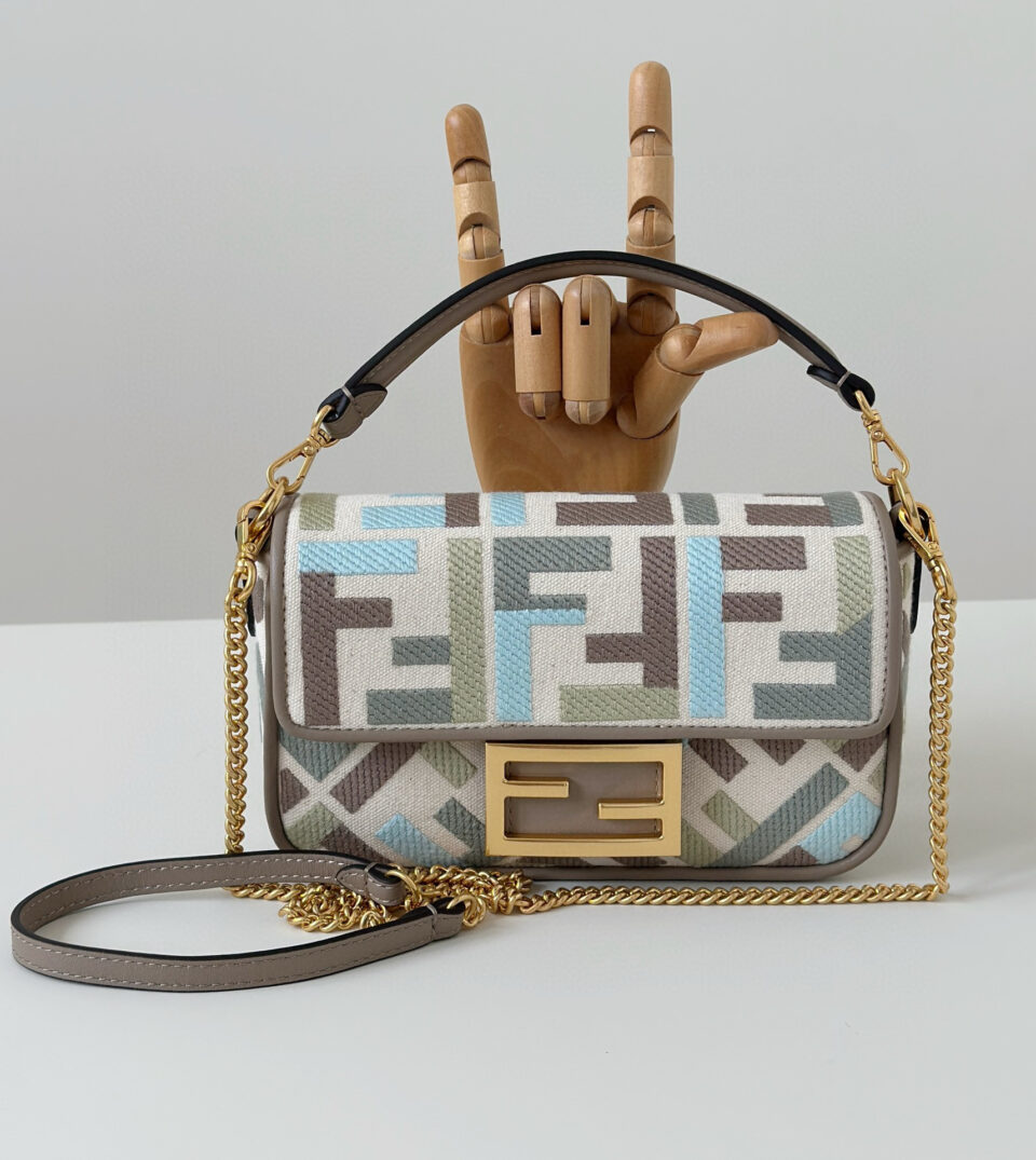 Fendi Baguette Mini Fabric Multicolour