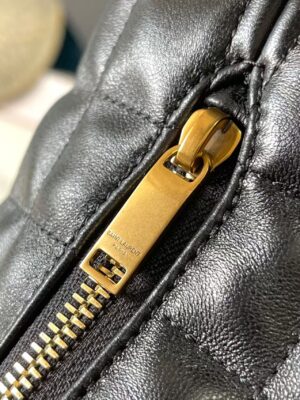 ICARE hobo in quilted nappa