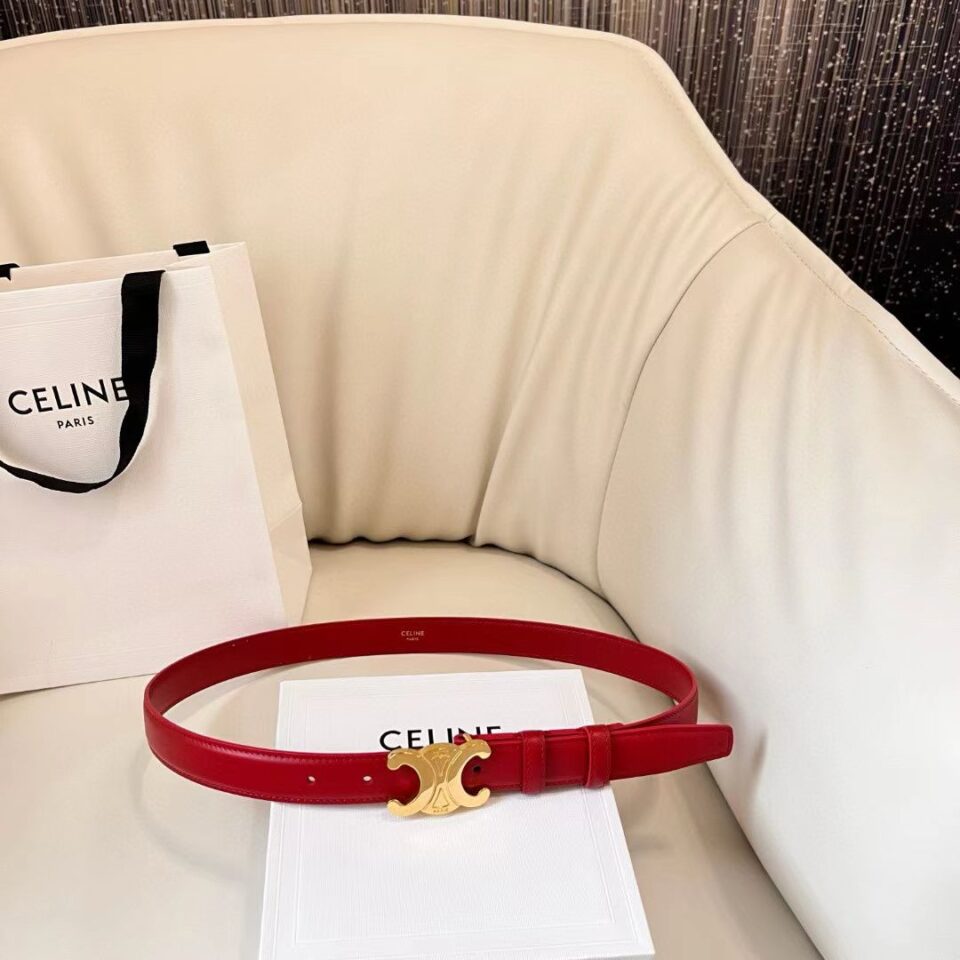 Celine MEDIUM TRIOMPHE BELT IN TAURILLON LEATHER